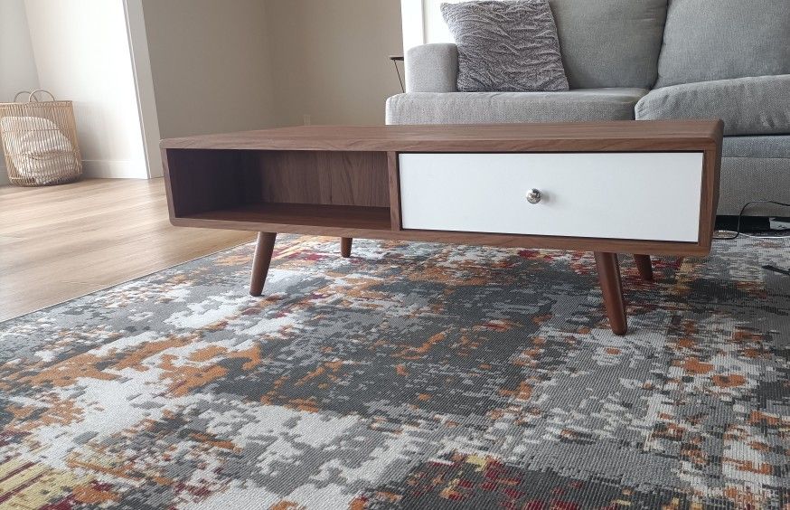 Chic Mid-Century Modern Coffee Table - Walnut Grain with White Lacquer Drawer
