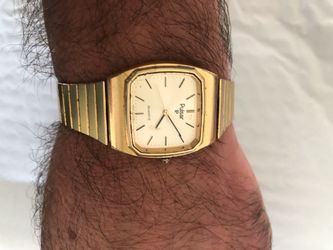 Pulsar Seiko  Quartz Works Perfect Keeping Perfect Time 