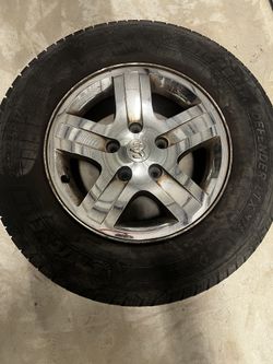 2005 Dodge Durango Tire And Rim