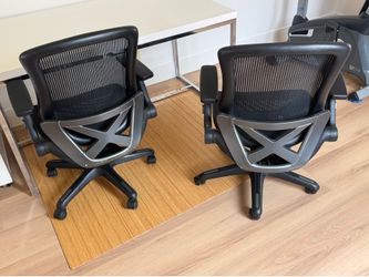 Desk chair