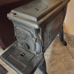Cast Iron Stove 