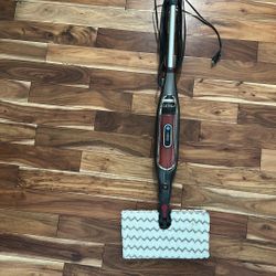 Shark Genus Steam Mop With 7 Washable Pads 