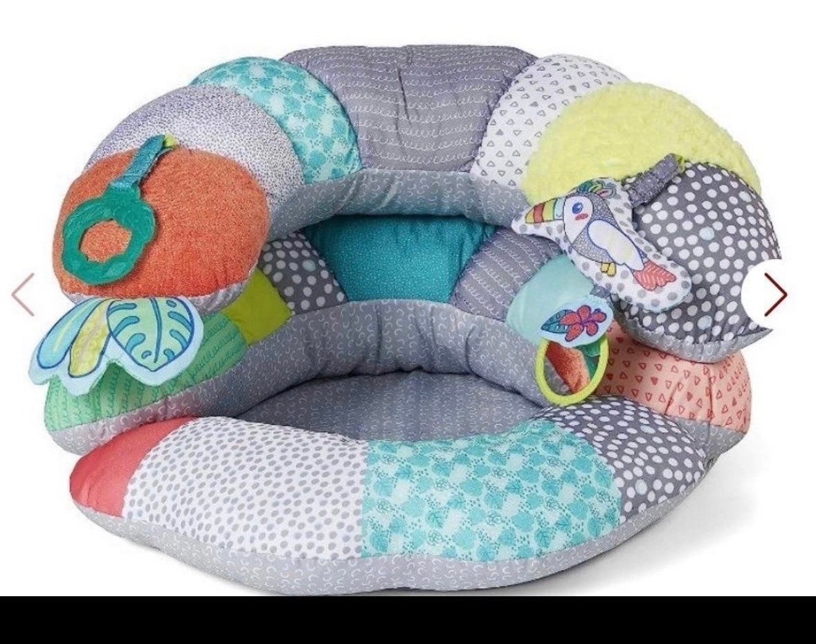 Infantino 2-In-1 Tummy Time & Seated Support - For Newborns And Older Babies, With Detachable Support Pillow And Toys, For Development Of Strong Head