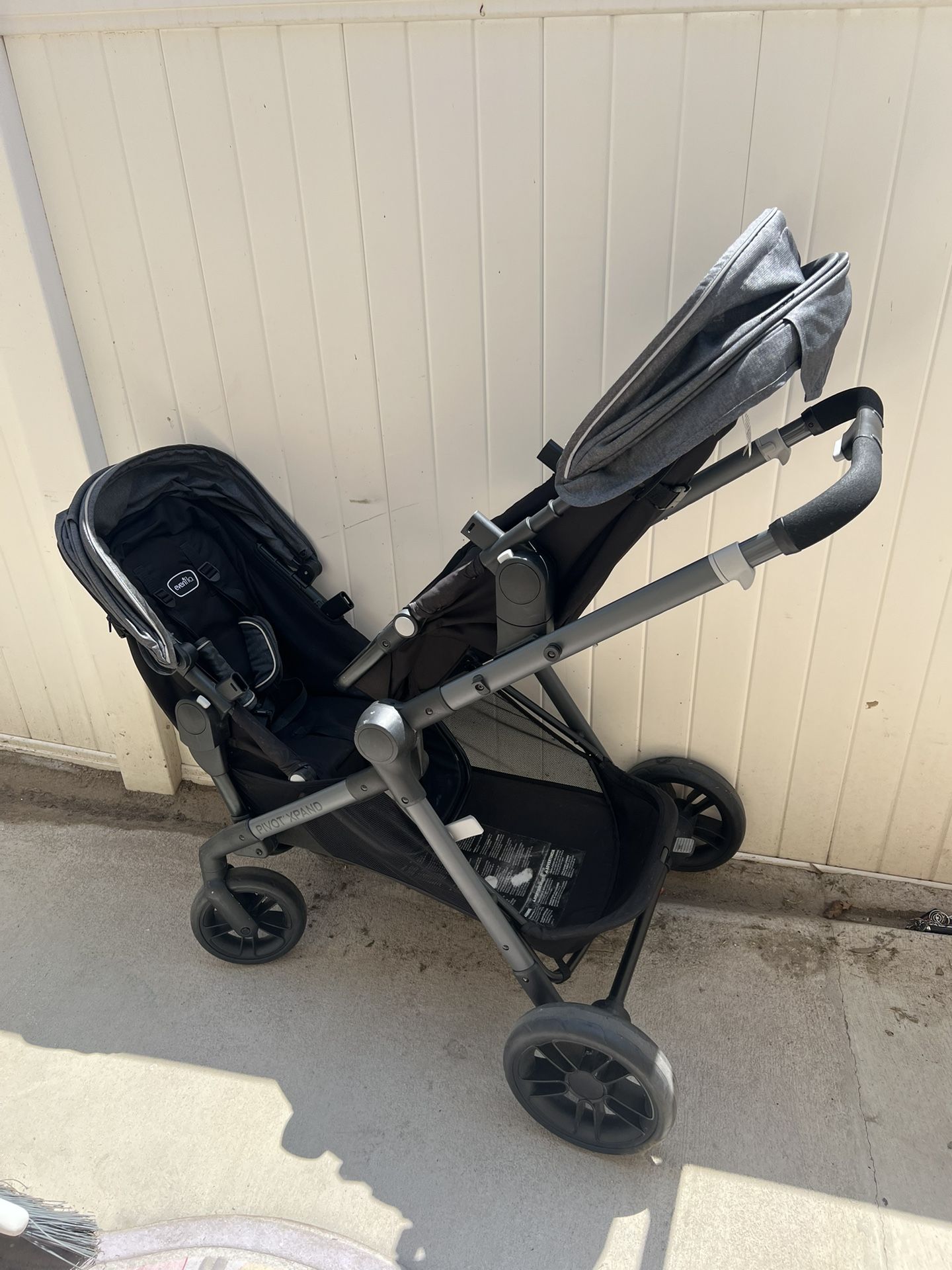 EVENFLO DOUBLE STROLLER