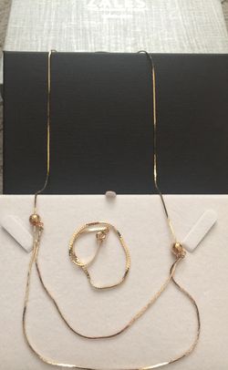 Goldtone adjustable choker/necklace and bracelet