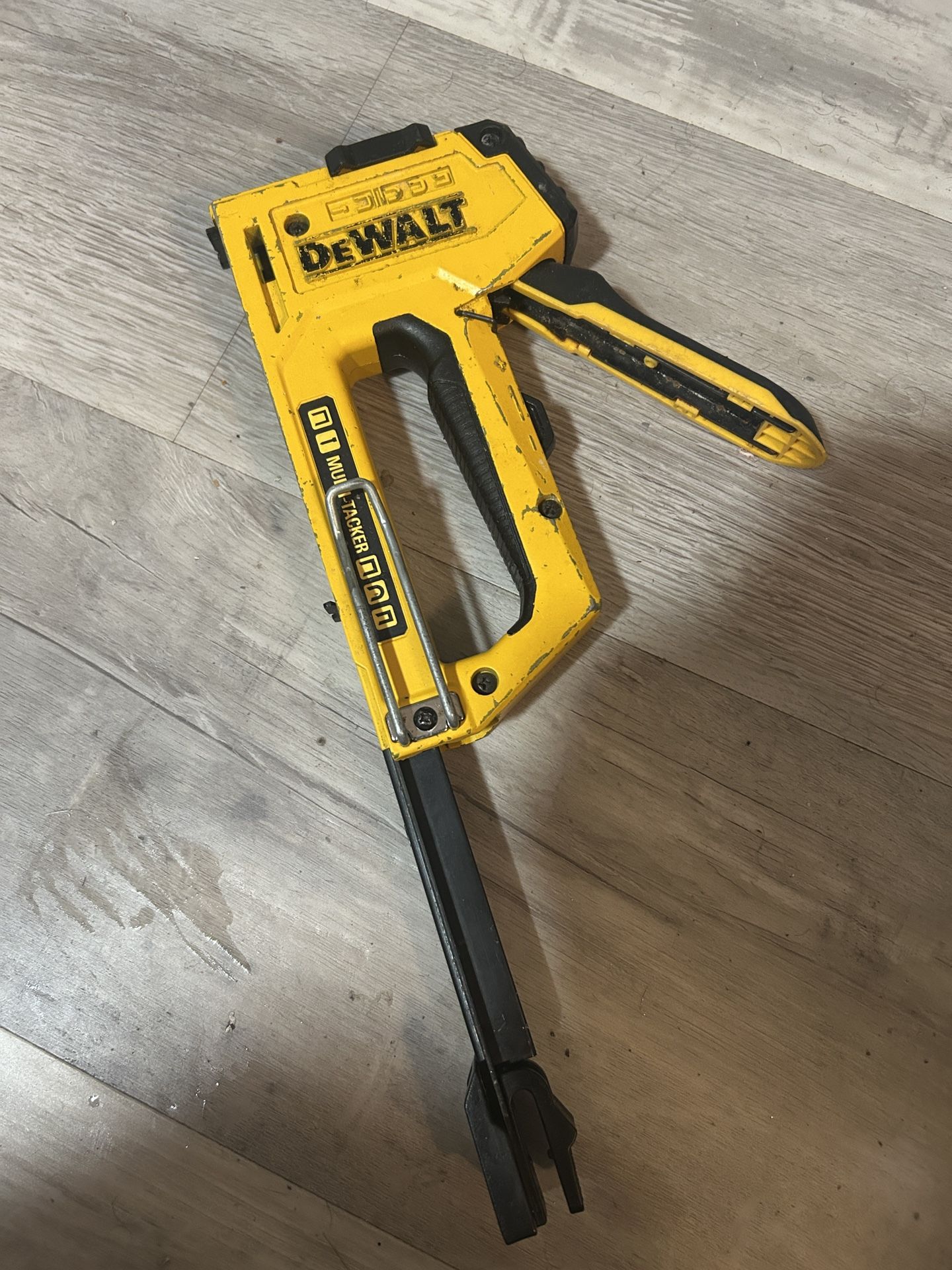 Dewalt Stapler