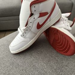 Authentic Shoes Size 11