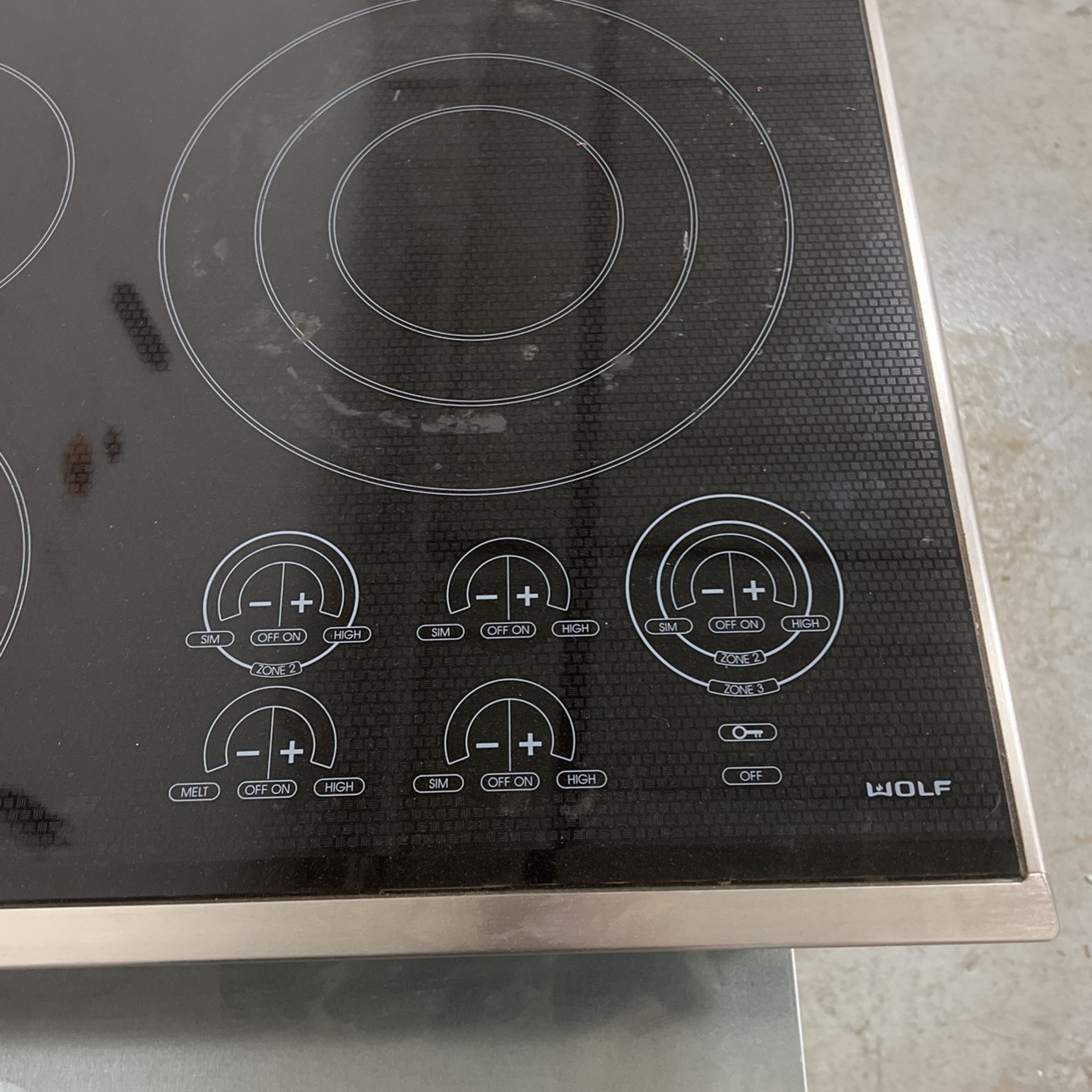 Wolf 36”  Electric  Cooktop 