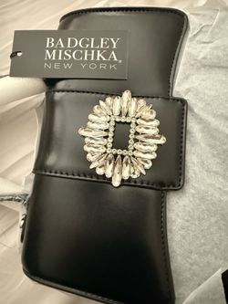Black Hand bag - Badgley Mischka NY