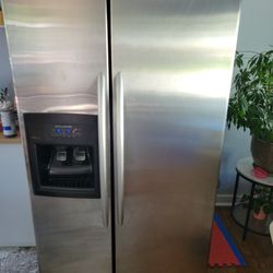 Kitchen Aid Refrigerator