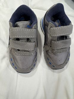 Brand New Puma Size 4 Sneakers - Best Offer :) 