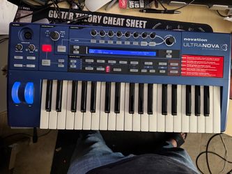 Novation Ultranova Synth