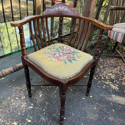 Antique Edwardoan Corner Chair