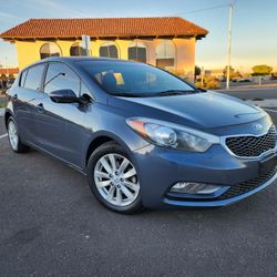 2016 Kia Forte5 LX Hatchback 