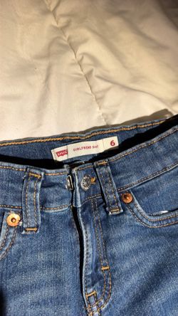 Girls Levi’s shorts