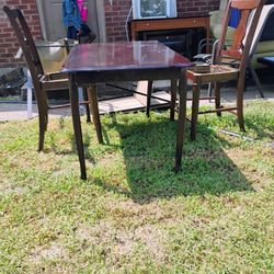 Table And Chairs No Cushions For Chairs 