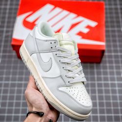 Nike Dunk Low Light Bone 