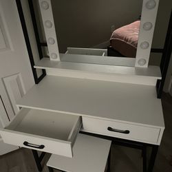 Hollywood-style lighted vanity desk with mirror and bench 