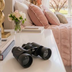 Binoculars 10x50 - great condition  🦅