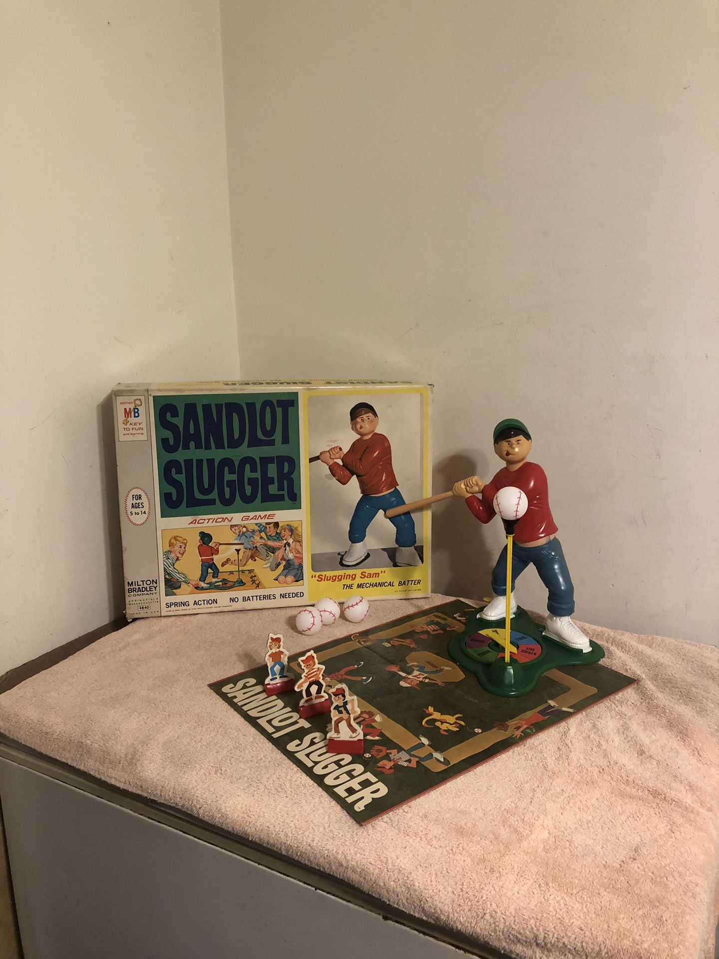 Vintage 1968 Milton Bradley Sandlot Slugger #4850 Slugging Sam Mechanical Works