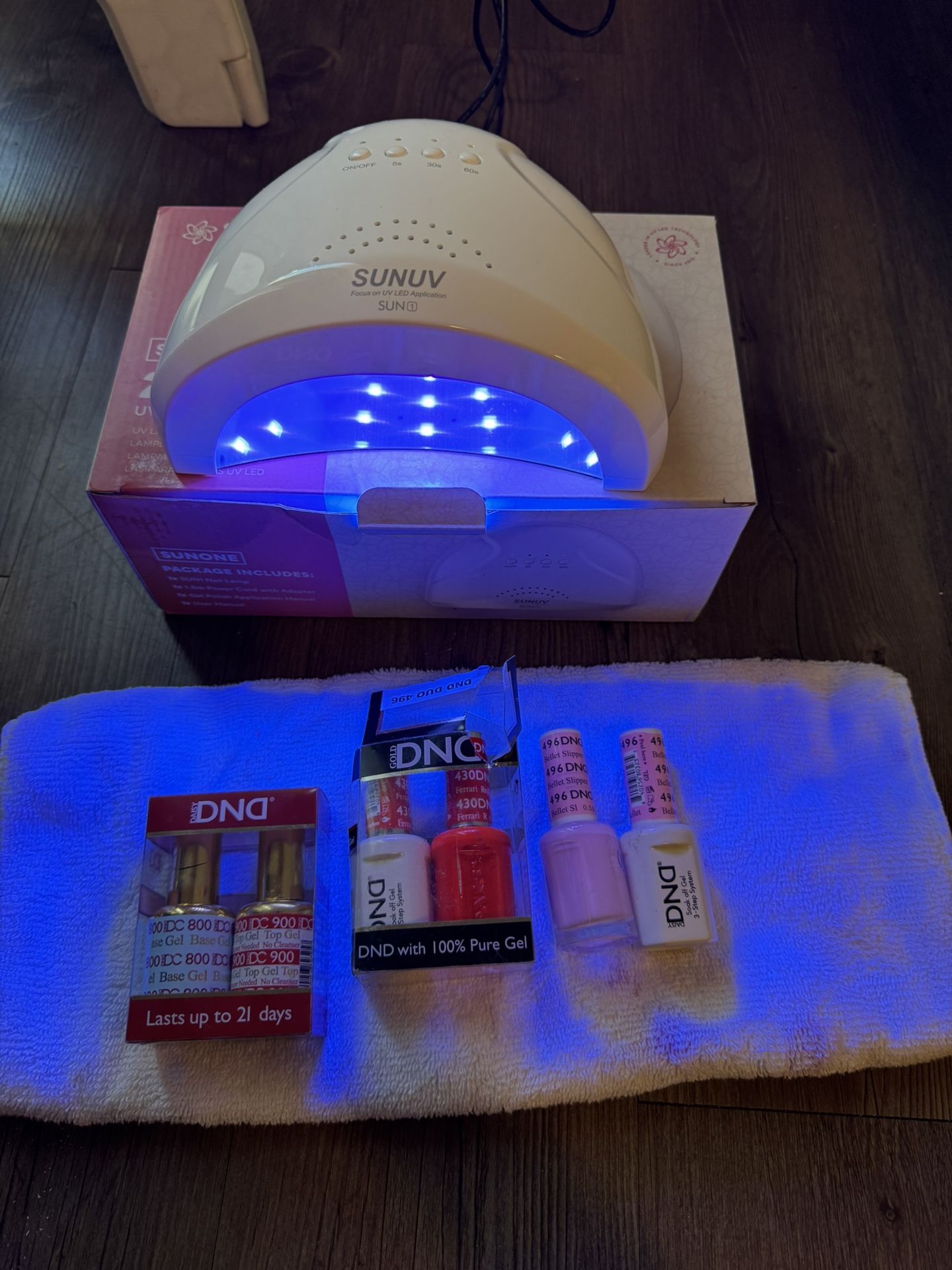 Salon Gel Polish And Lamp