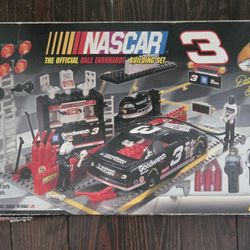 Sealed New In Box Mega Bloks 2000 Nascar Official Dale Earnhardt Sr Pit Row Building Set 