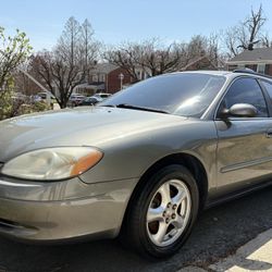 2003 Ford Taurus