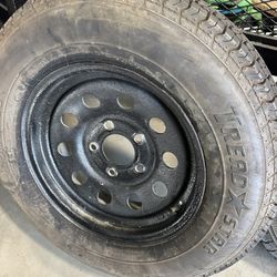 Tires Weels.  Tráiler 205/75/15 Bolt 5 