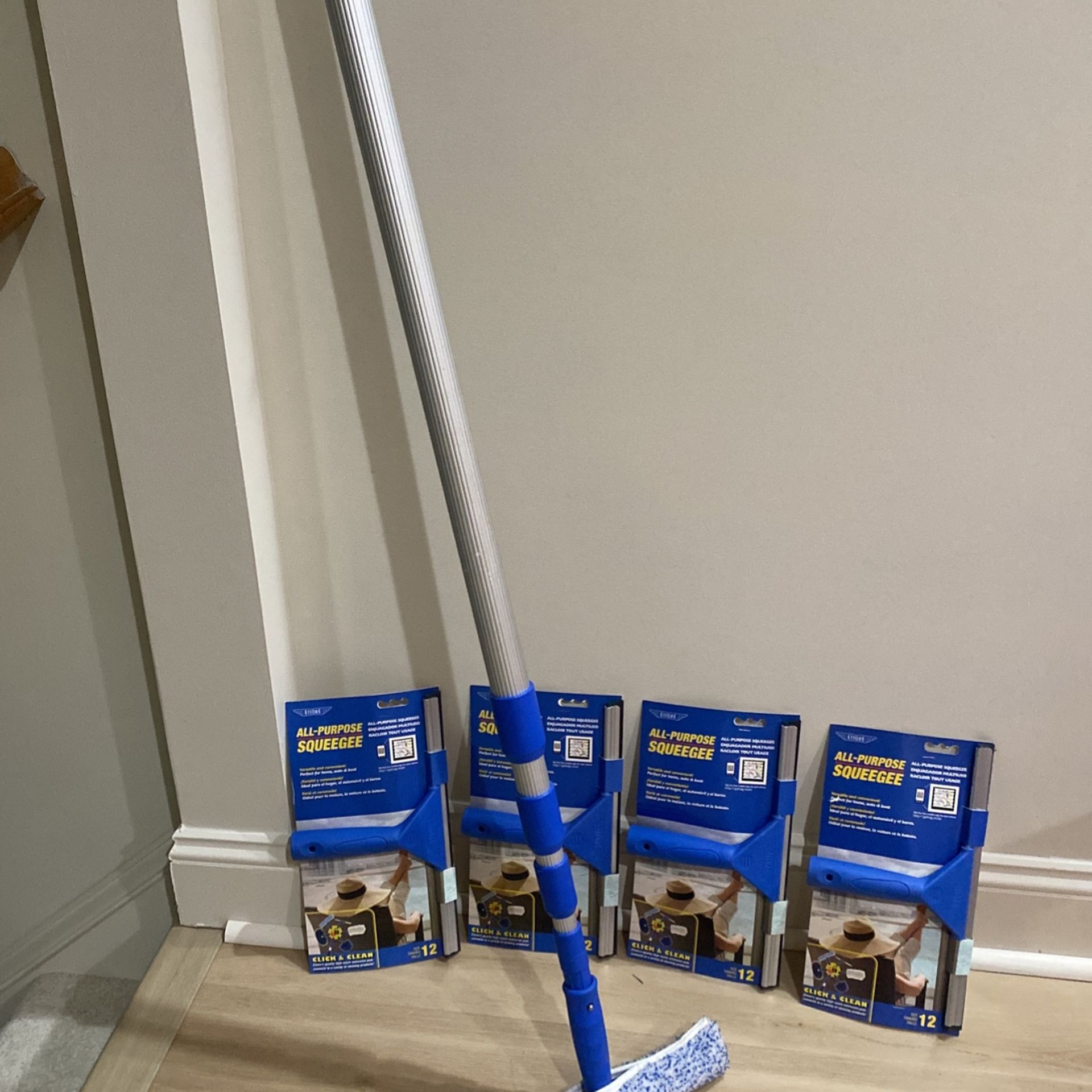 Window Cleaning. Telescoping Arm And 4 Squeegee Attachments.