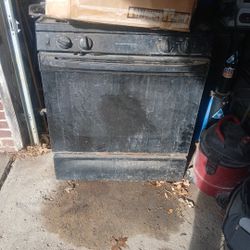 Stove Gas Works Well Been Sitting In Garage Also Uses Propane Its just Super Dirty