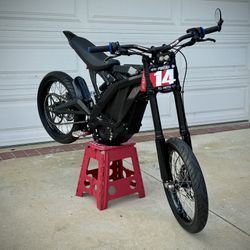 2023 Surron LBX