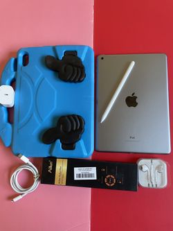 Apple IPad 6th Generation (9.7” Retina / Touch ID) 32GB with kids protective case, Pen & Accessories 