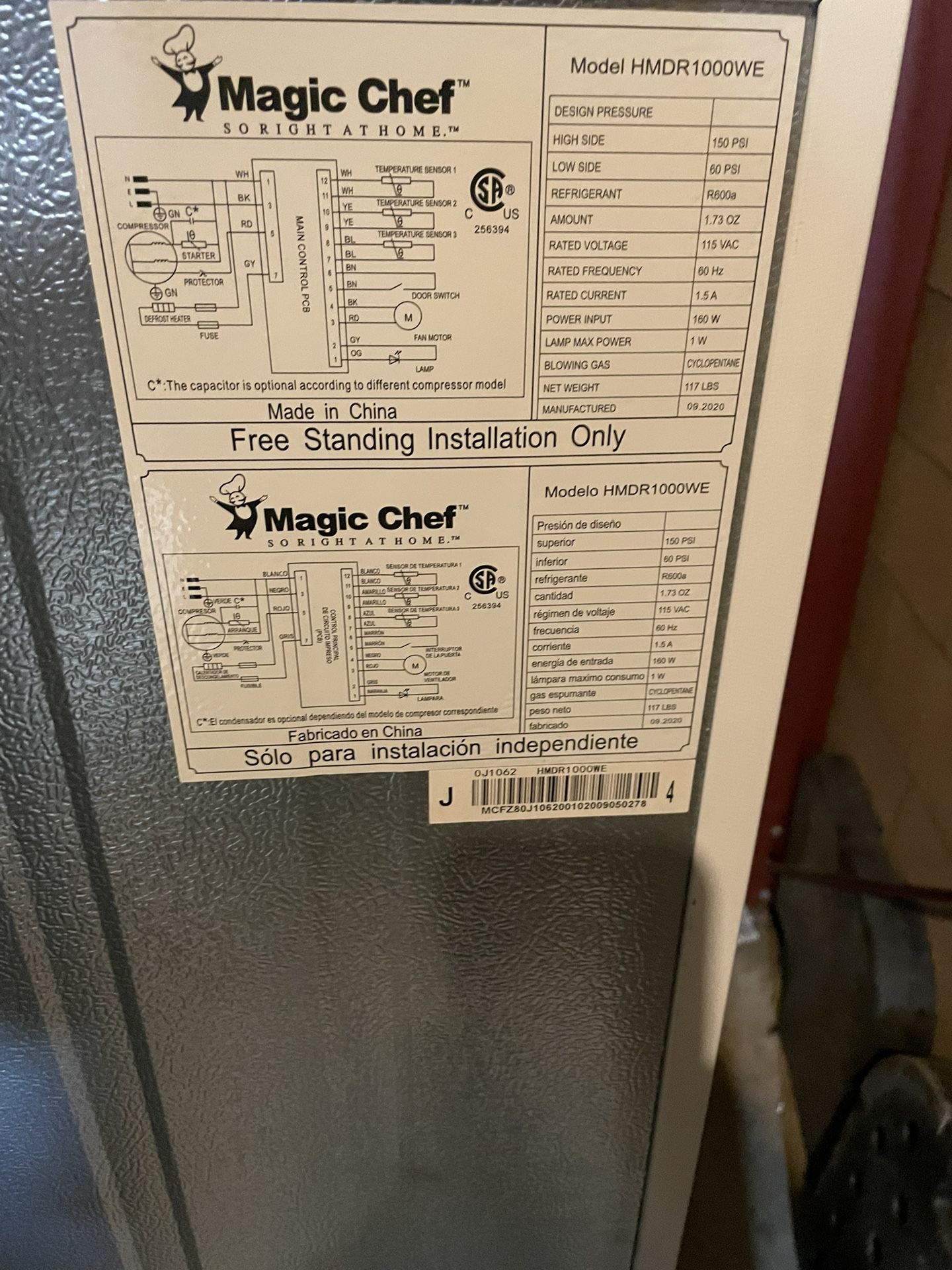 White Magic Chef Refrigerator (Model #HMDR100WE)