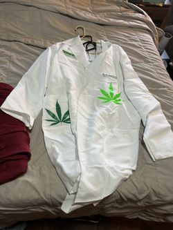 Halloween pot doctor jacket one size. 