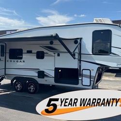 2023 Keystone Cougar 24ft RV