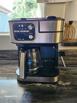 Cuisinart coffee maker, espresso maker for capsules & a pod maker. Milk steamer also with steel cup and espresso cups. CASH ONLY! Works perfectly!