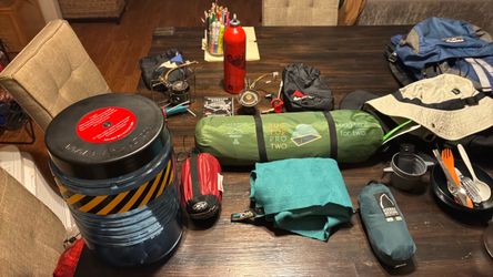 Camping/Hiking Gear Bear Vault 2 Whisperlite Camp Stoves
