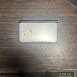 Nintendo 3DS XL Luigi Edition