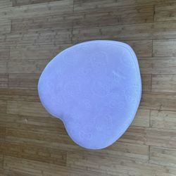 Hello kitty Impressions Heart Ottoman 