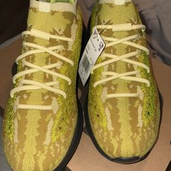 Yeezy 380 Dead  Stock 