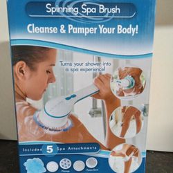 Spinning Spa Body Brush w/ 5 Attachments (New)