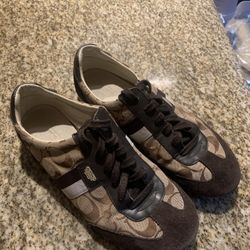 Coach Shoes Size 9