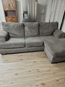 Gray Fabric Sectional Sofa with Chaise