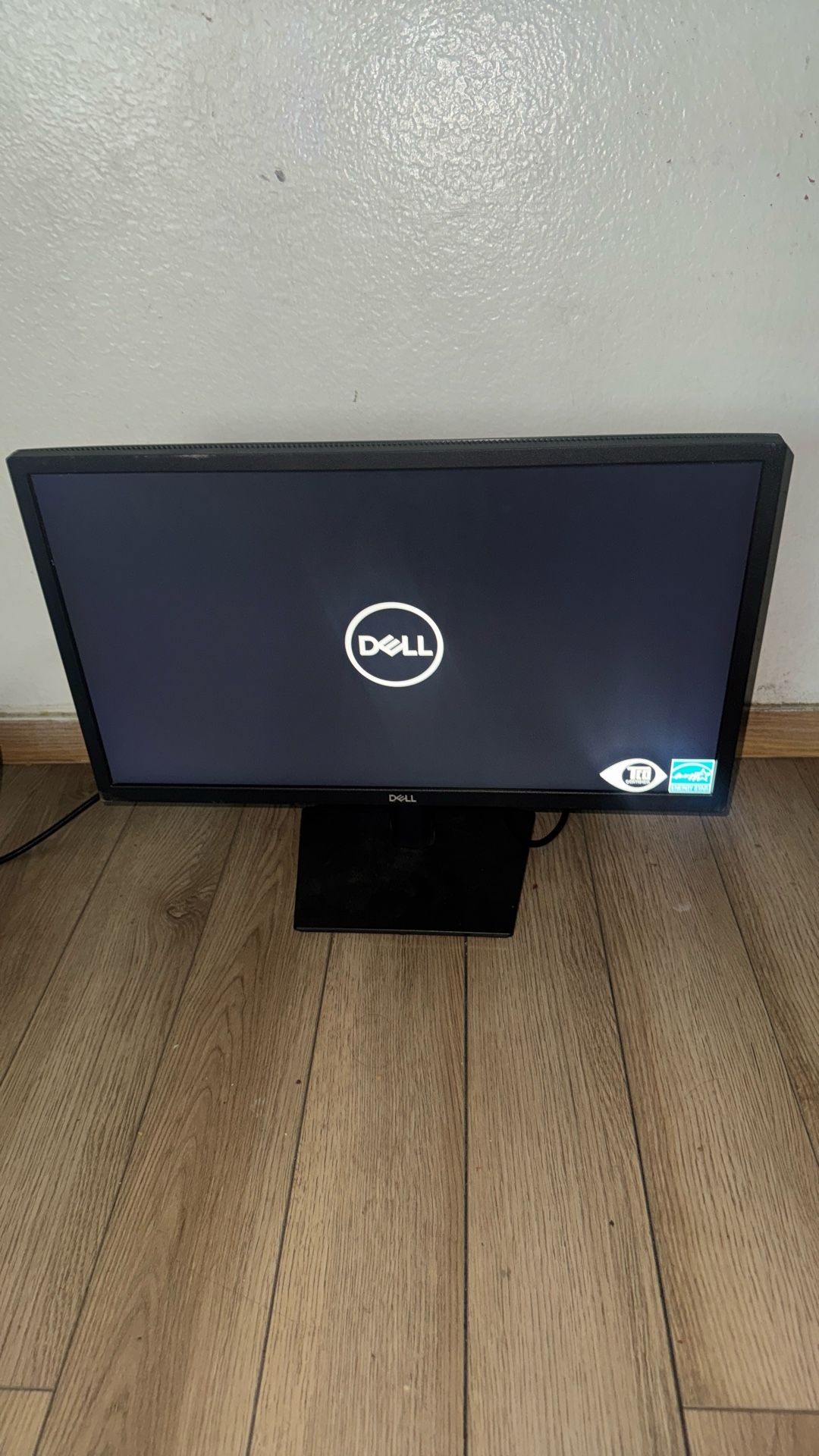 brand new dell monitor