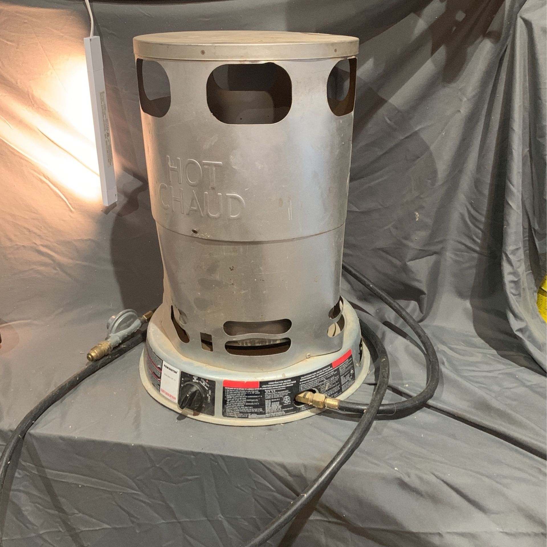 80K BTU Propane Heater With Connection Hose