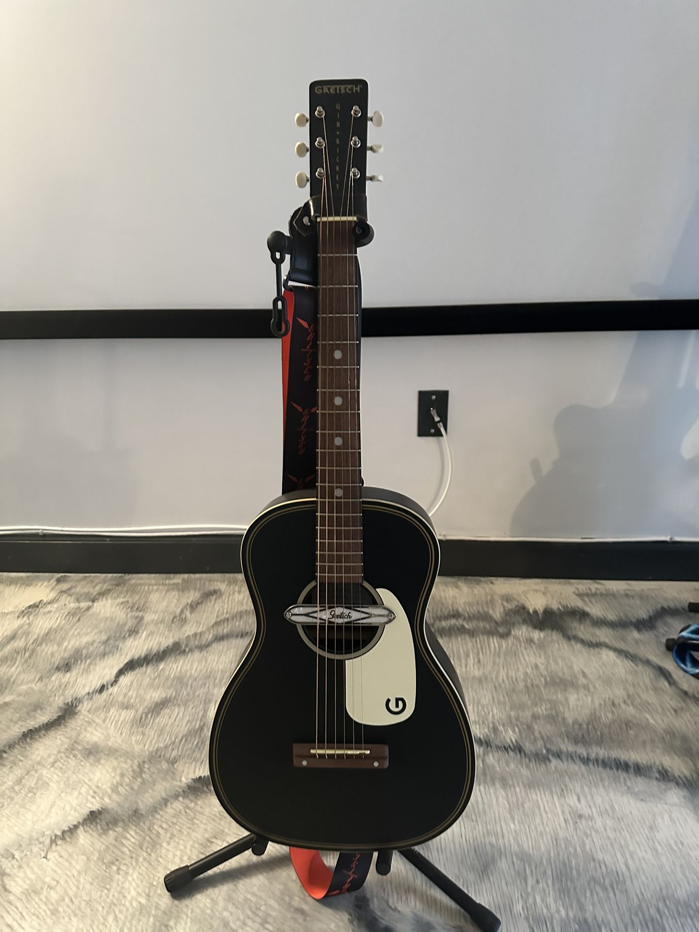 Acoustic/ Electric Guitar