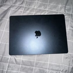 Mac Book Air 15”