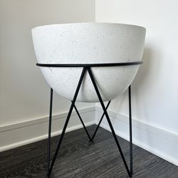 West Elm Planter - cement & stone in white finish with black steel stand 