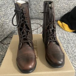 Woman’s Boots