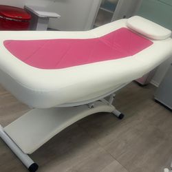 Facial Bed -Luxury Spa -Electric